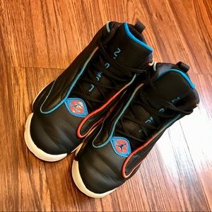 Nike Team Jordan size 3 Youth Boy’s Sneakers